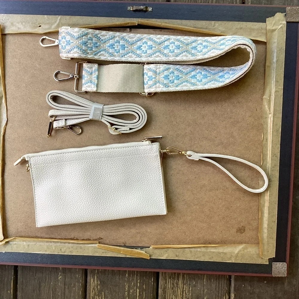 Unbranded off white three compartment bag with three removable straps